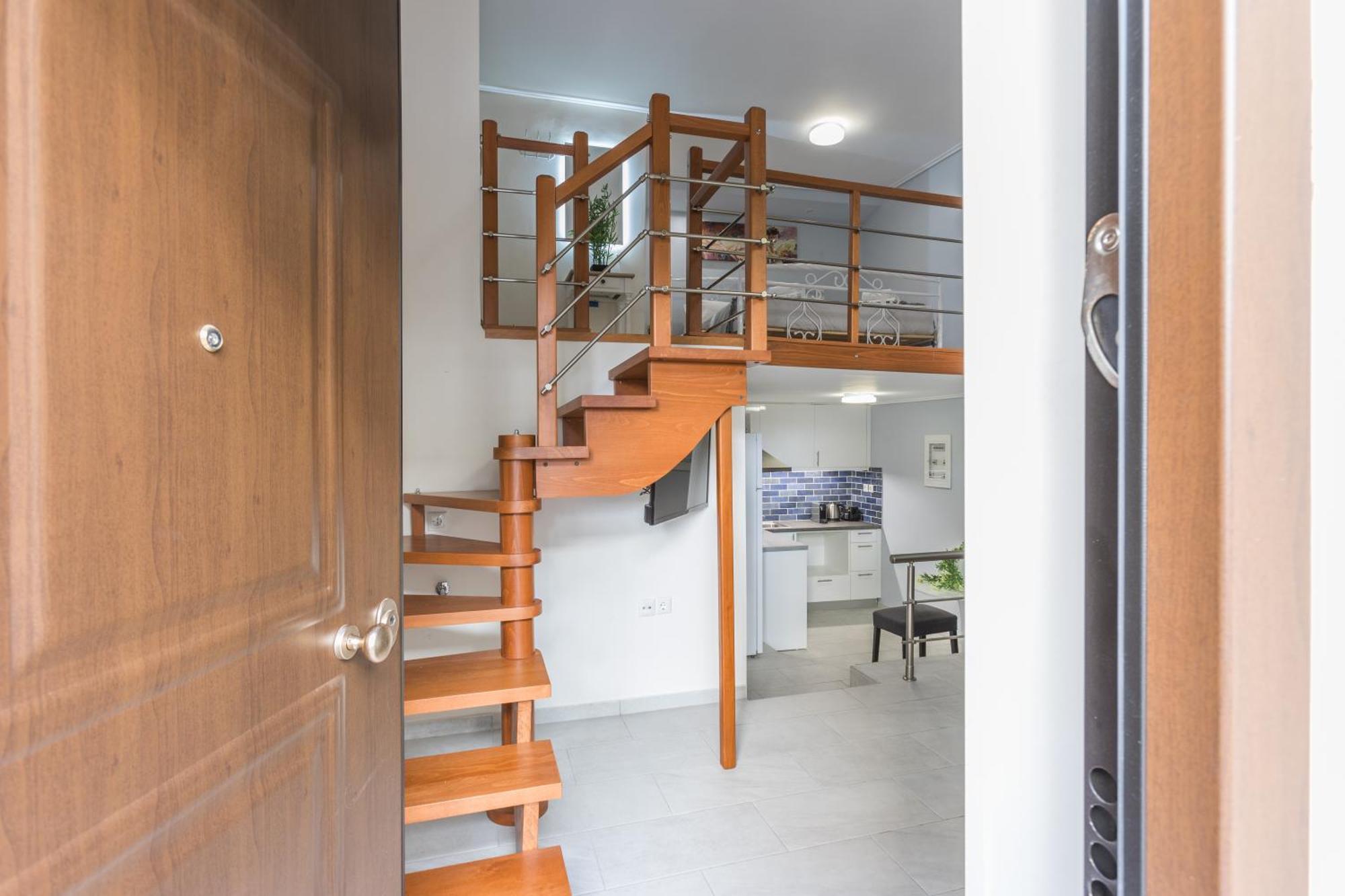 Raise Koukaki Urban Lofts *